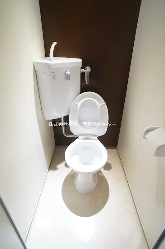 Room image 10