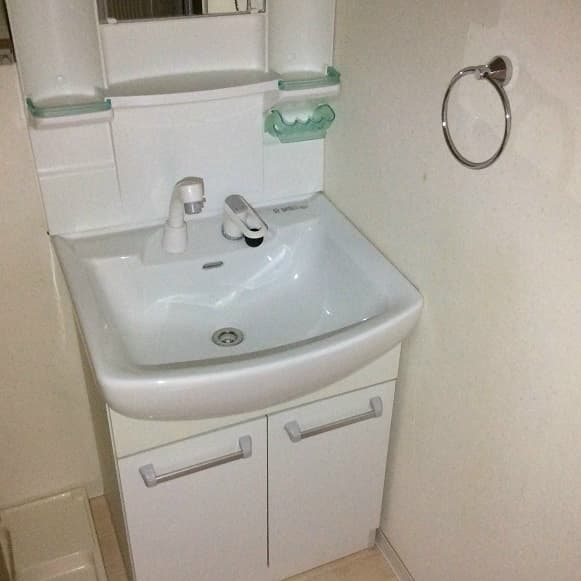 Room image 16