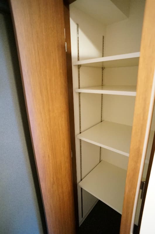 Room image 16