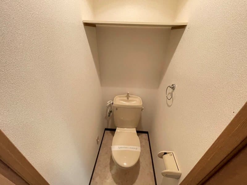 Room image 11