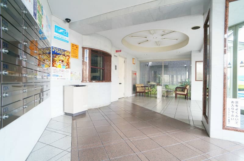 Room image 13