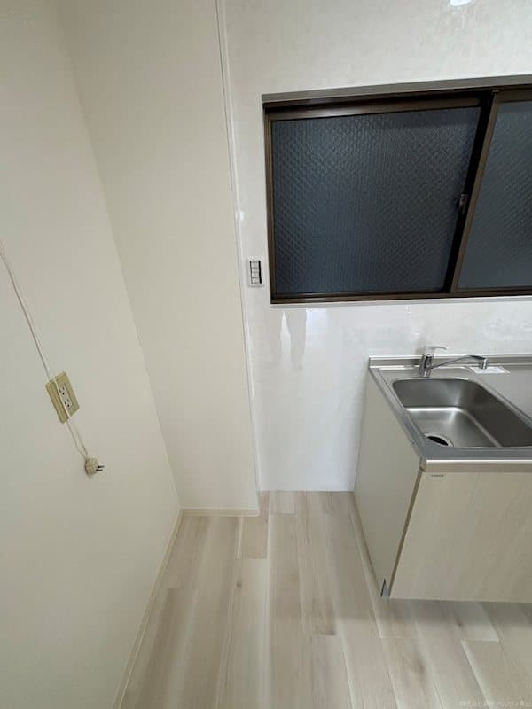 Room image 15