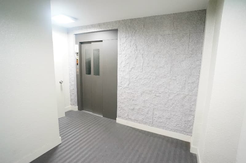 Room image 10
