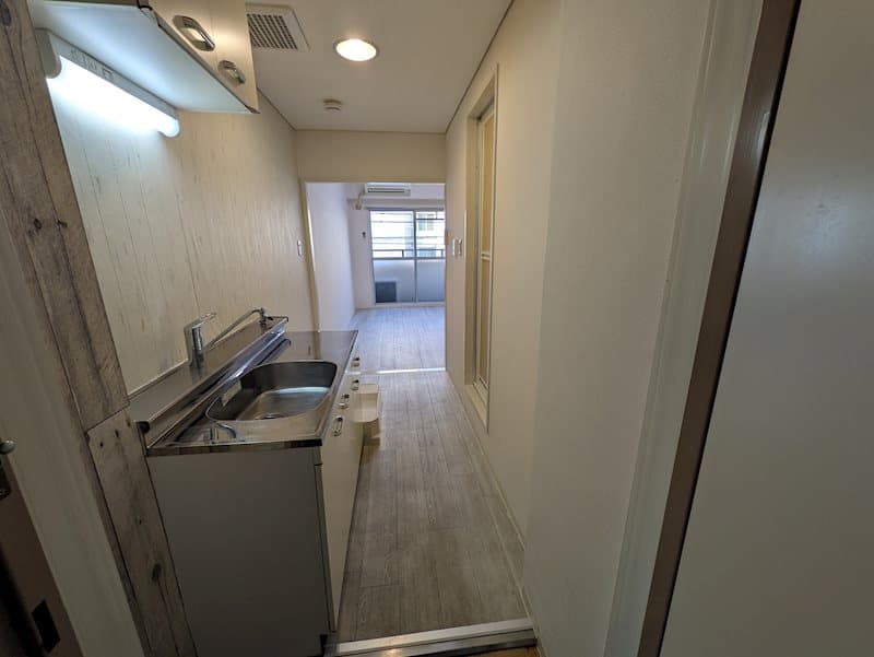 Room image 11
