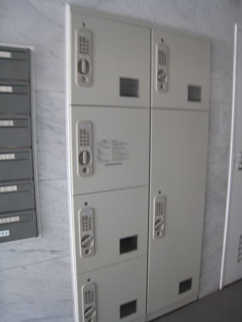 Room image 9