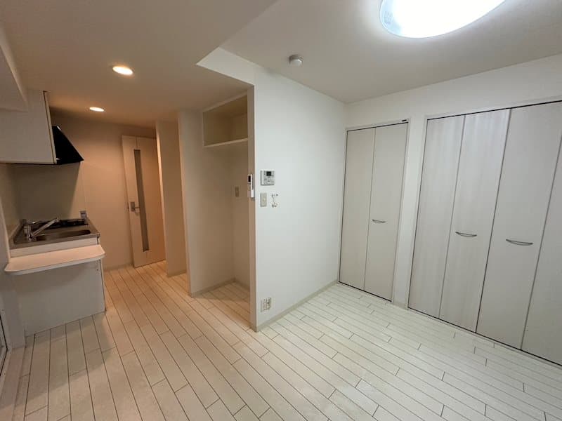 Room image 14