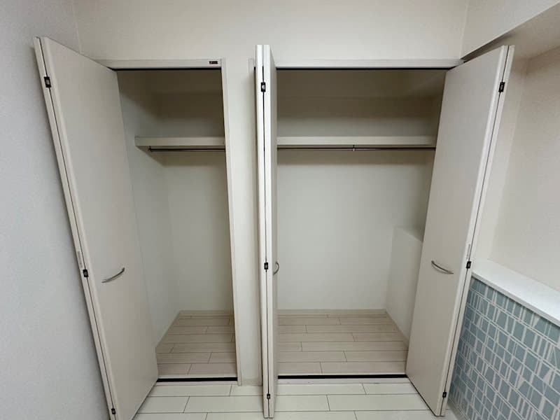 Room image 15