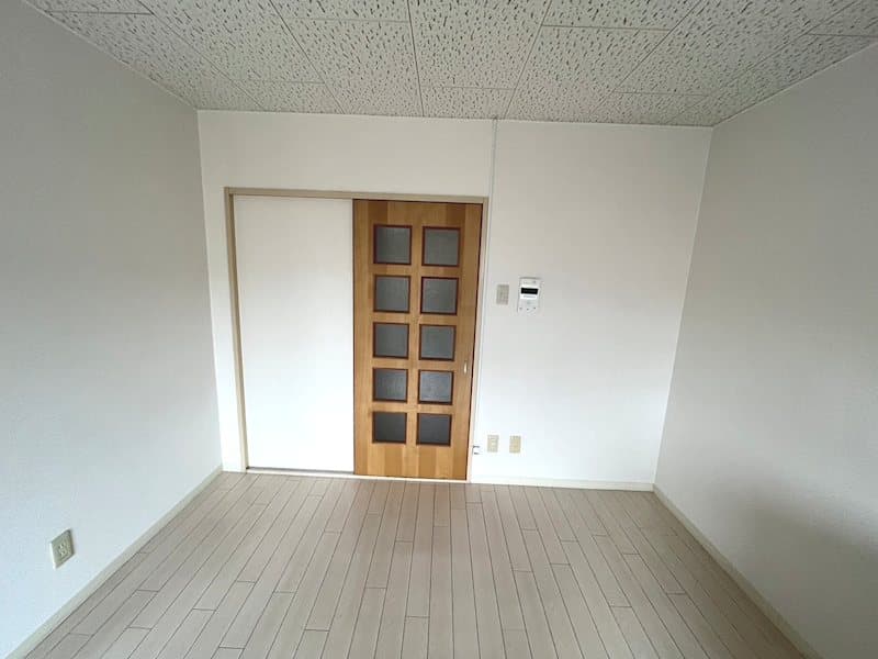 Room image 14