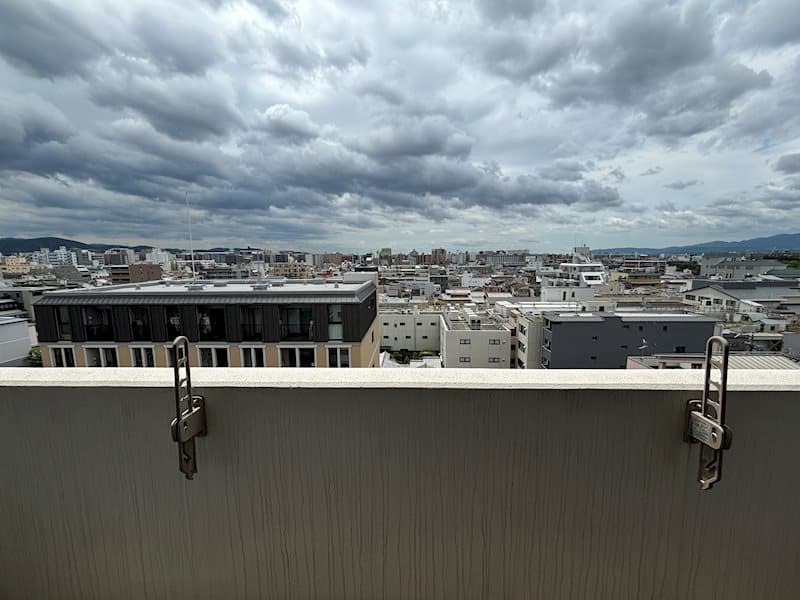Room image 9