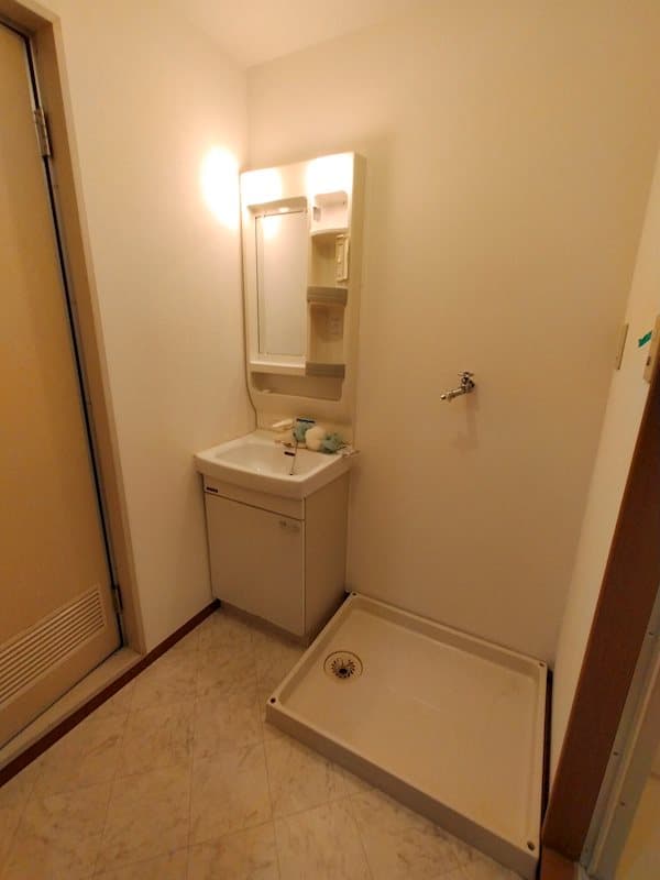 Room image 15