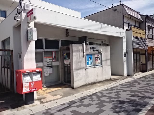Room image 16