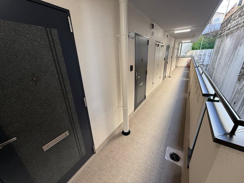 Room image 12