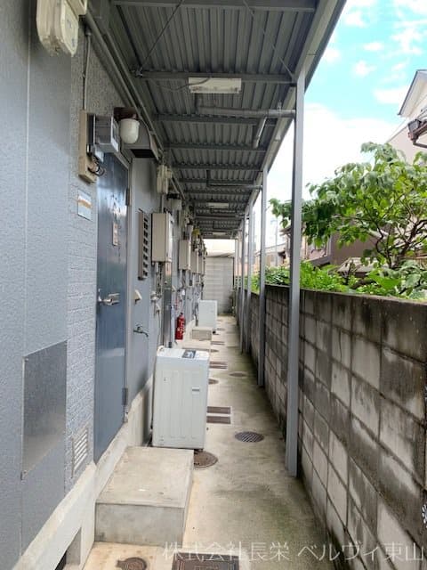 Room image 10