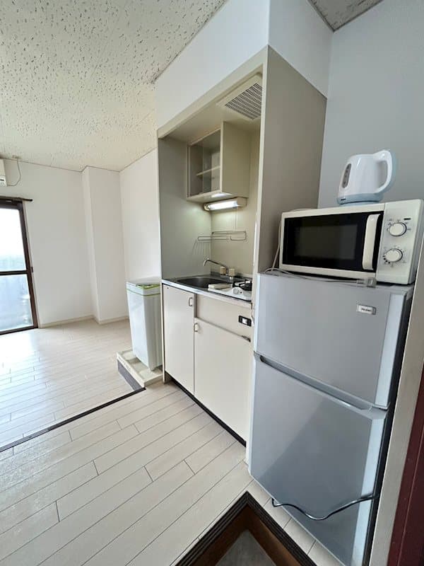 Room image 11