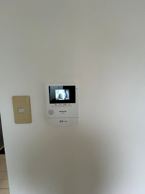Room image 15