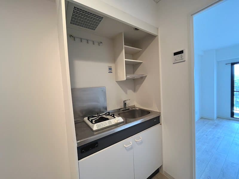 Room image 16