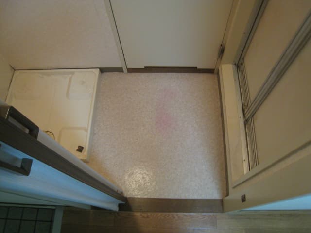 Room image 16