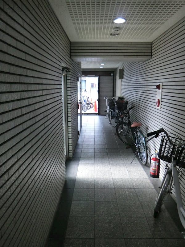 Room image 12