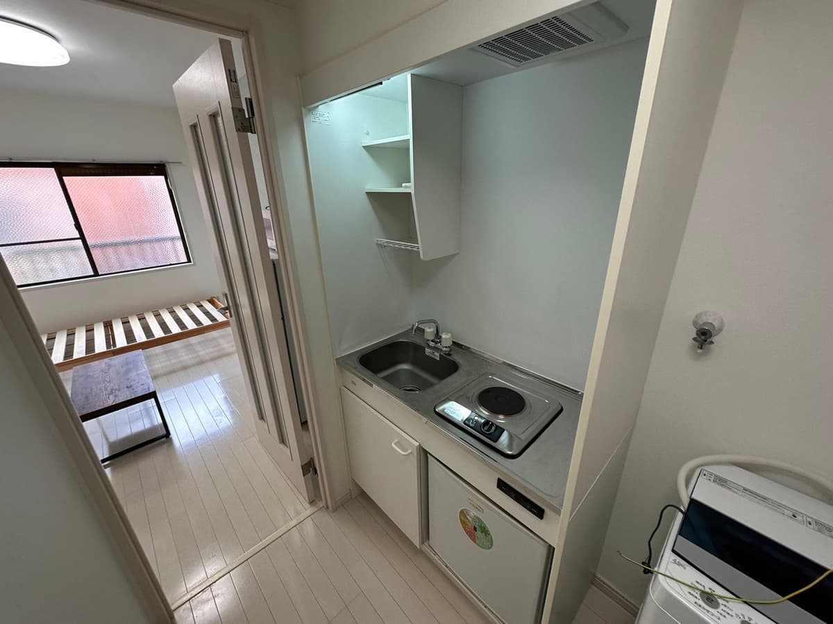 Room image 16