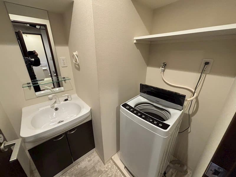 Room image 10