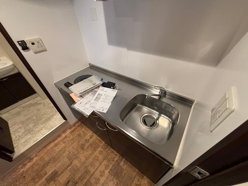 Room image 13