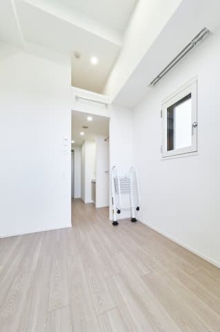 Room image 10