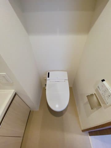 Room image 10