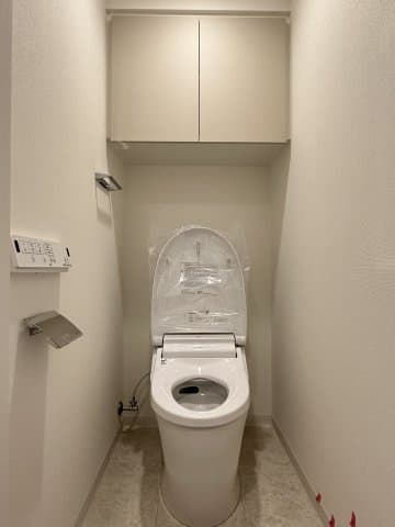 Room image 8