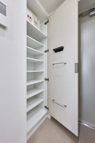 Room image 13
