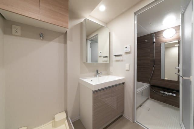Room image 10
