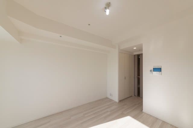 Room image 15