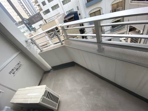 Room image 11