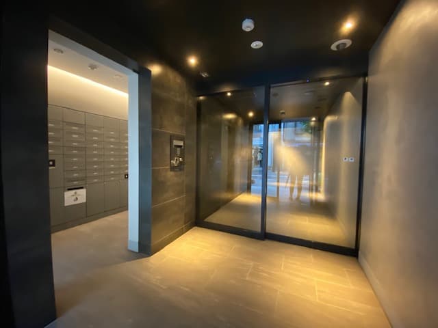 Room image 12