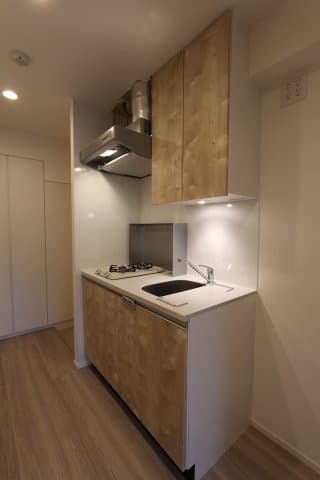 Room image 8