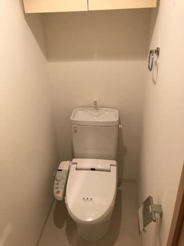 Room image 10