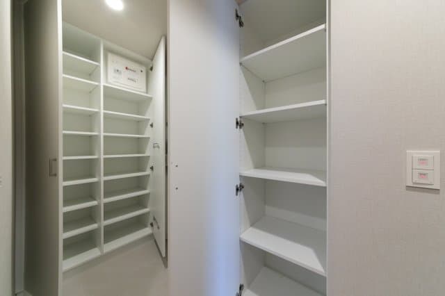 Room image 12