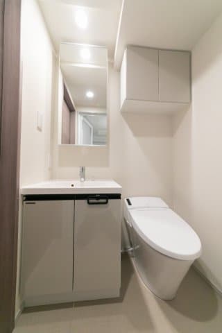 Room image 8