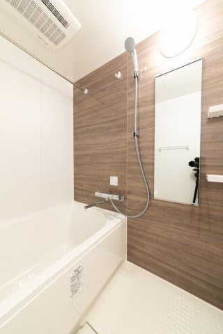 Room image 9
