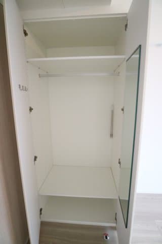 Room image 15