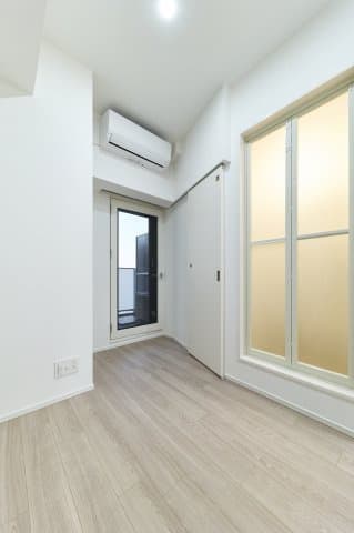 Room image 10