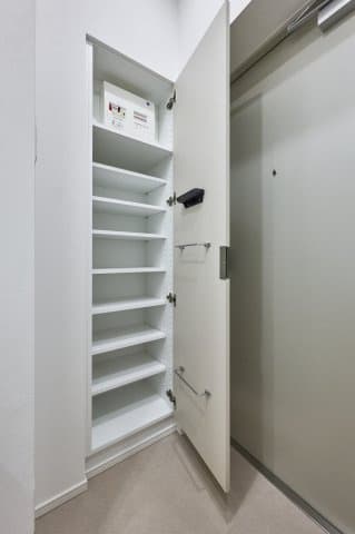 Room image 12