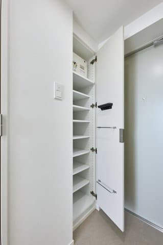 Room image 13