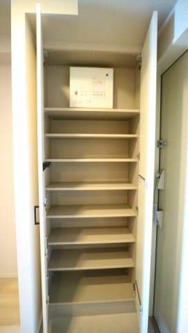 Room image 11