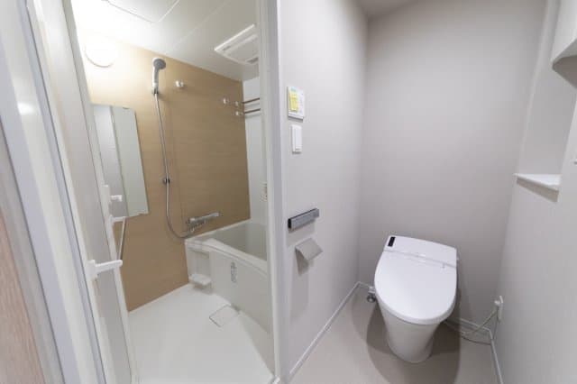 Room image 8
