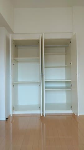 Room image 11