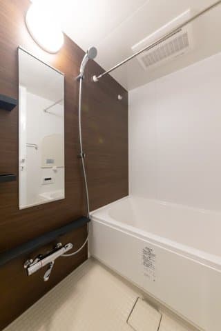 Room image 12