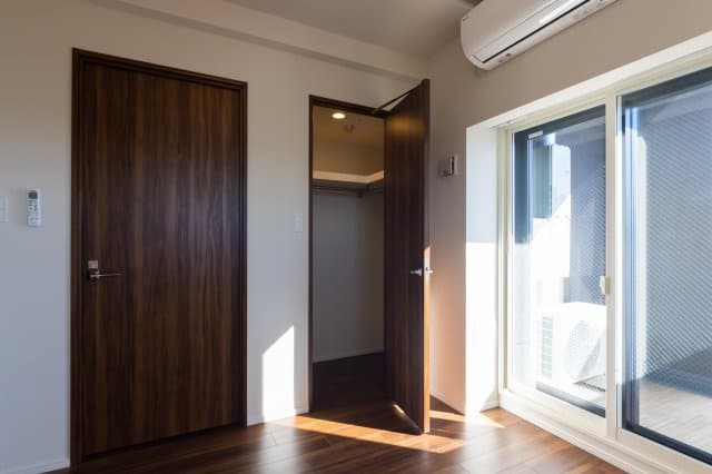 Room image 13