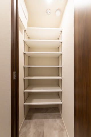 Room image 15
