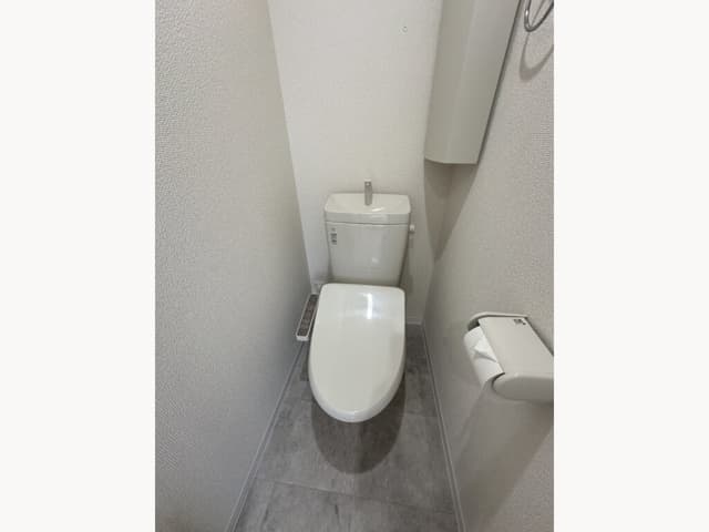 Room image 12