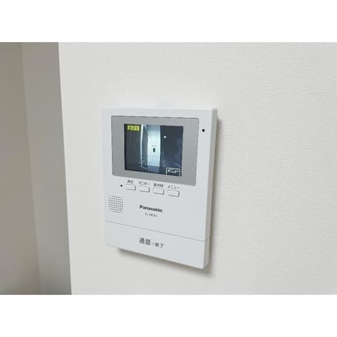 Room image 10